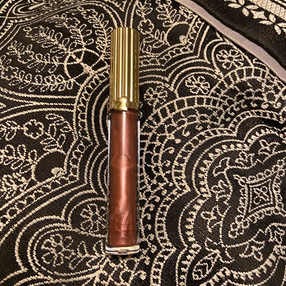 Estée Lauder Liquid Lipstick